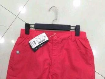 圖 專賣店穿越品牌尾貨批發(fā) 專賣店清貨價格實在 深圳服裝 鞋帽 箱包